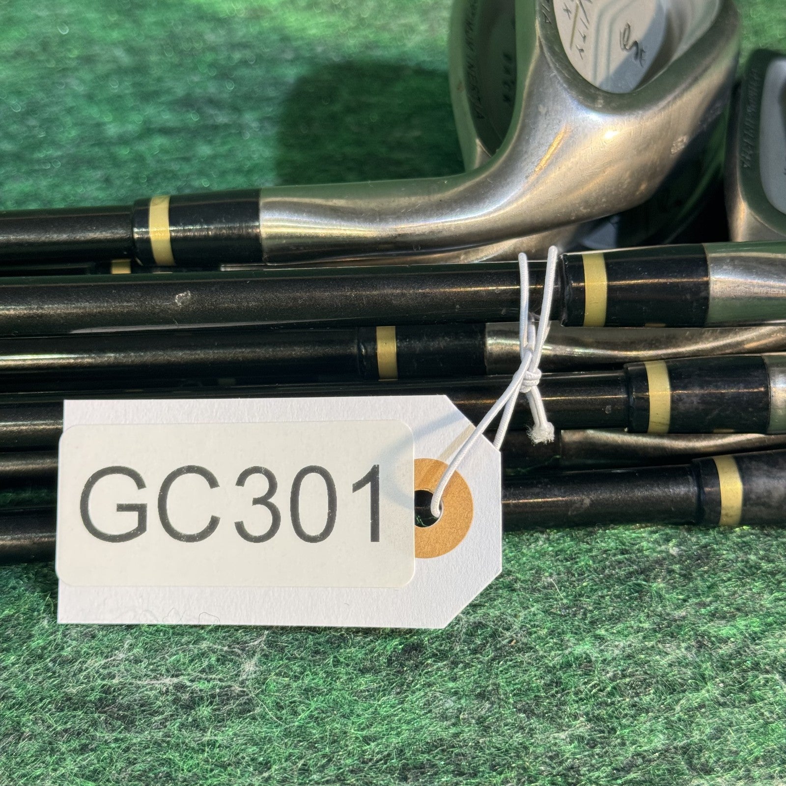 Vintage Cobra Gravity Back Optimum Inertia Irons 3-9 + 56° Sand Wedge Graphite