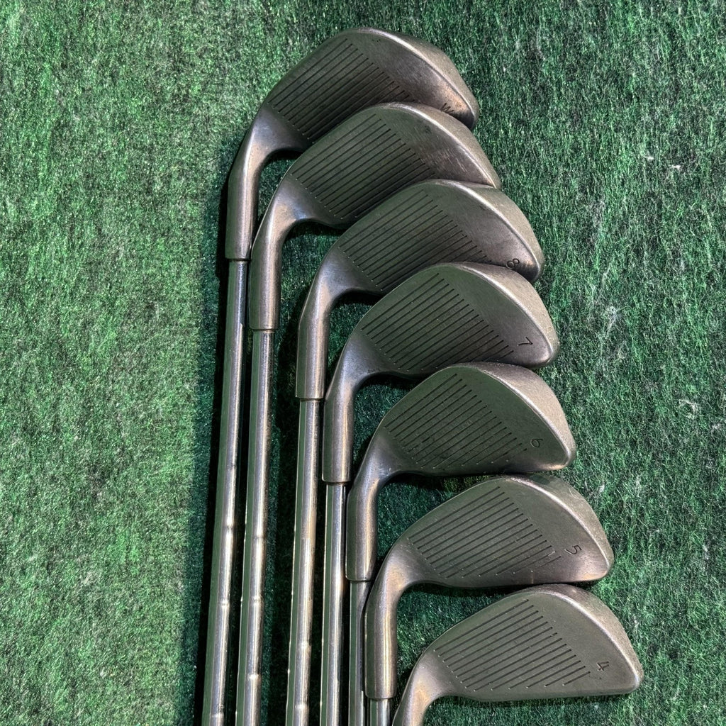 Vintage Ping Eye 2 Iron Set 4-W Steel Shaft Golf Pride Grips Mens RH Black Dot