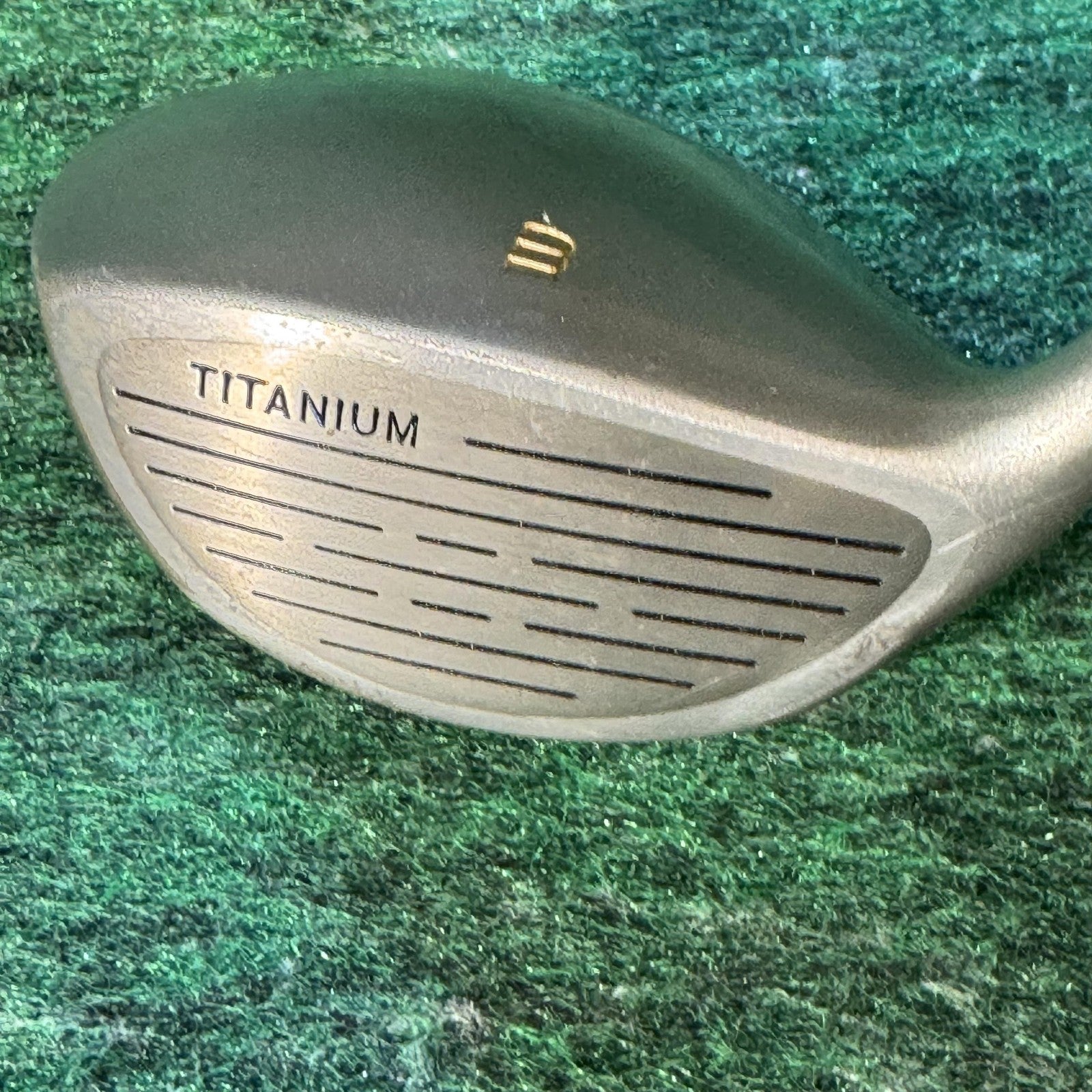 Wilson Ultra TG Titanium 1 Driver 10.5° Graphite Regular Flex Golf Club