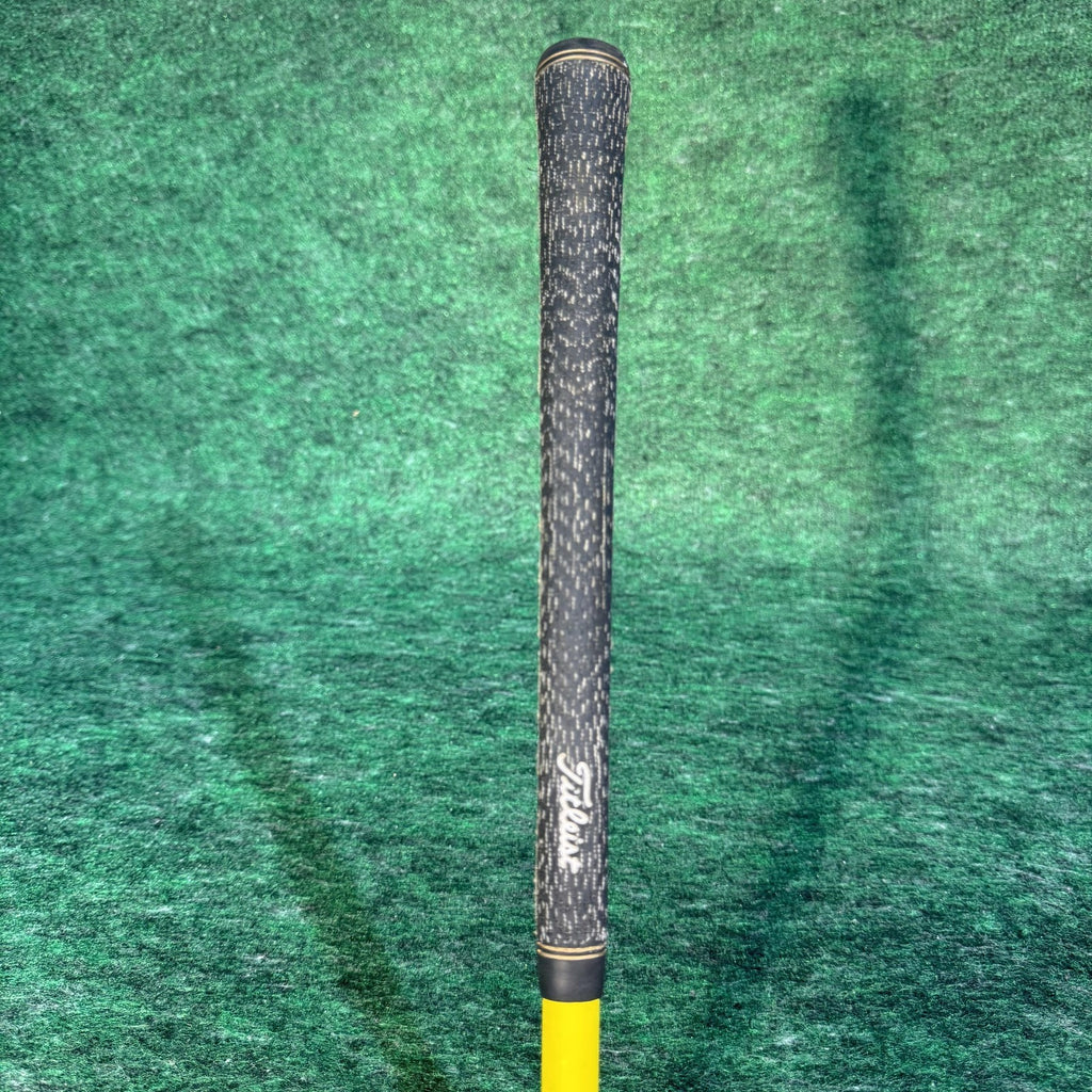 Vintage Titleist Pro Titanium 975L-FE 8.5° Driver S Flex Grafalloy ProLite Shaft
