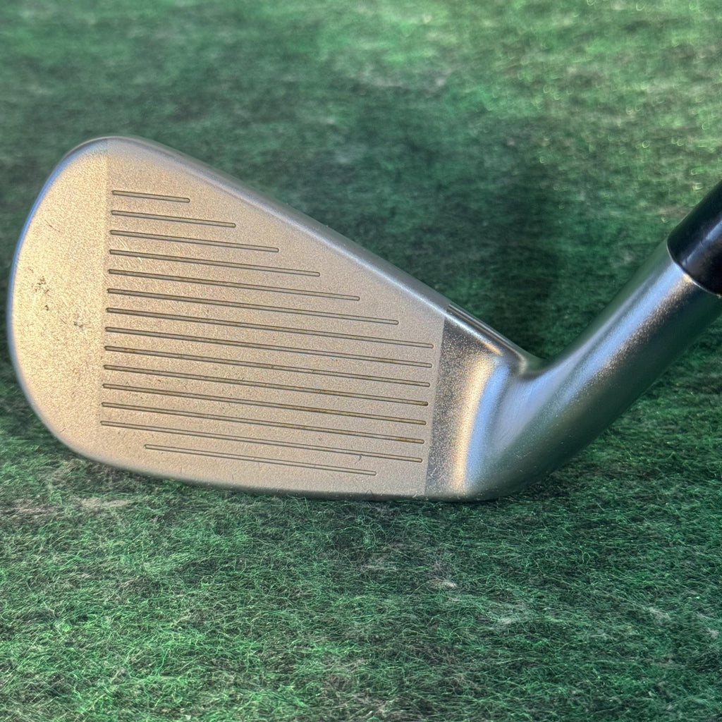 TaylorMade R9 9 Iron Mens RH KBS 90 Steel Stainless Silver Cavity Back Golf Club