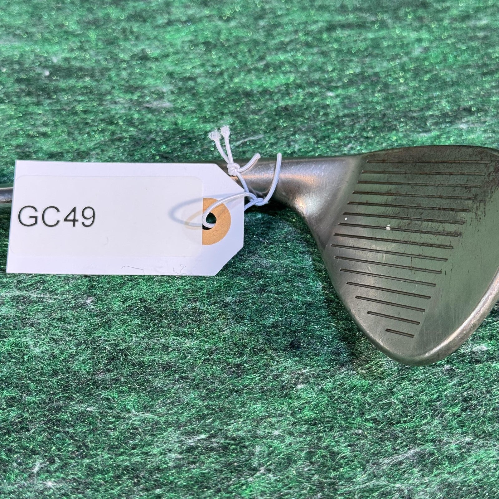 Mizuno MP T Series Black Ni 56-10 Wedge Grain Flow Forged Dynamic Gold Shaft