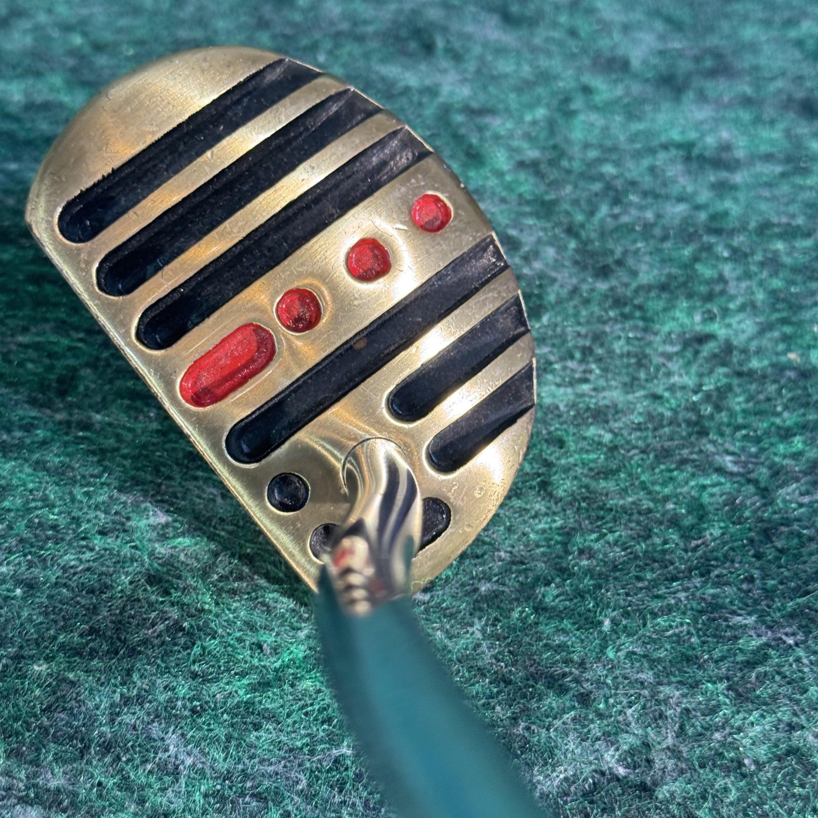 Vintage Tiger Shark Great White B-3200 Putter Mens RH 35.5 In Steel Golf Club