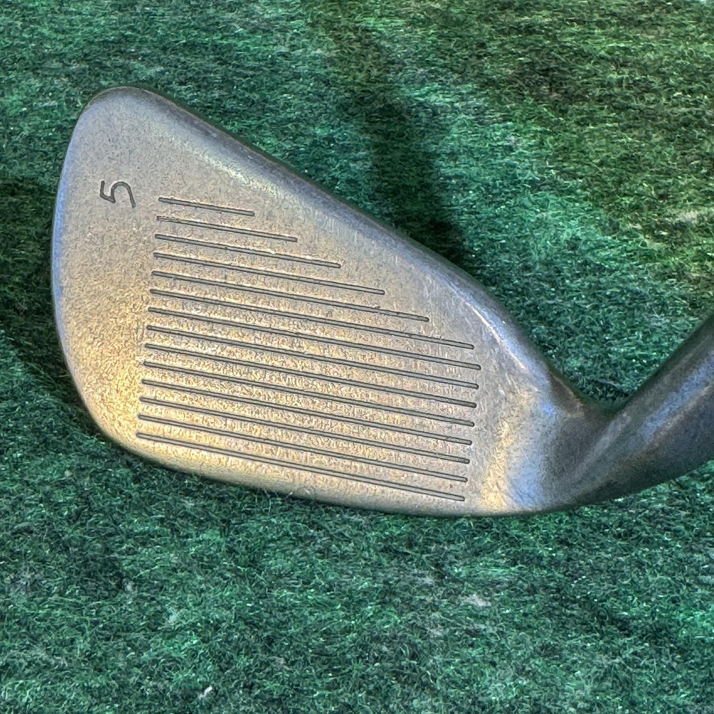 Vintage Ping Eye 2 Iron Set 4-W Steel Shaft Golf Pride Grips Mens RH Black Dot