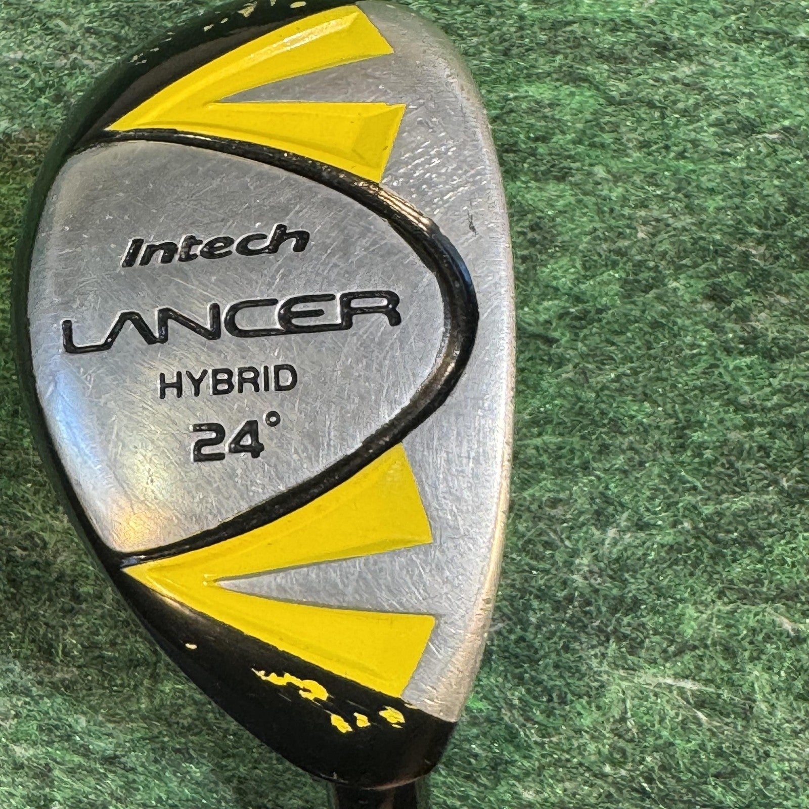 Intech Lancer Hybrid 24° Junior Youth Golf Club PowerFlex Y-Flex Graphite Black