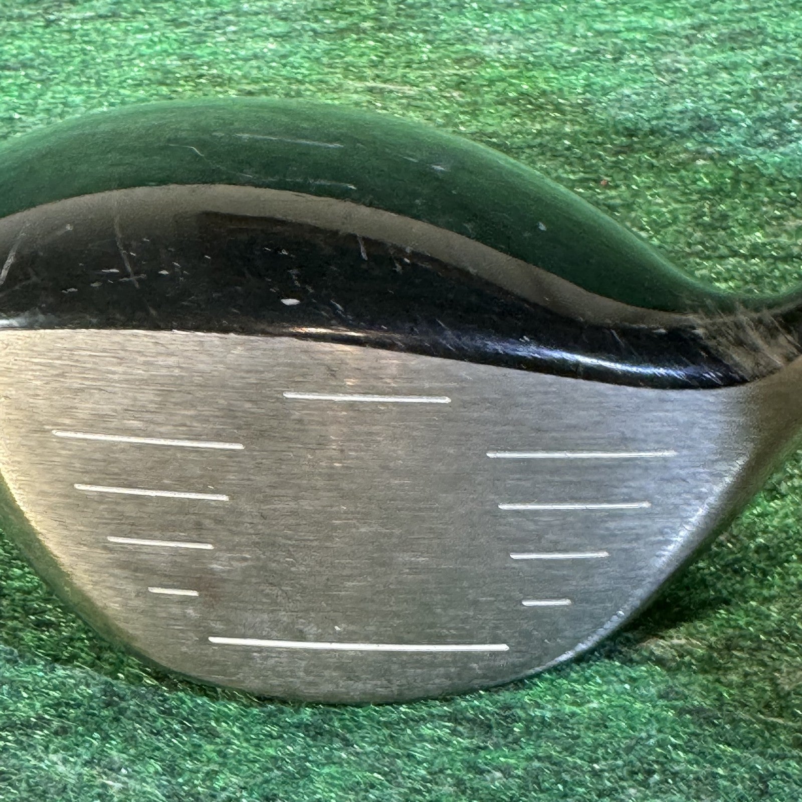 Adams Speedline F11 Driver 10.5° Aldila Voodoo RVS6 Graphite RH