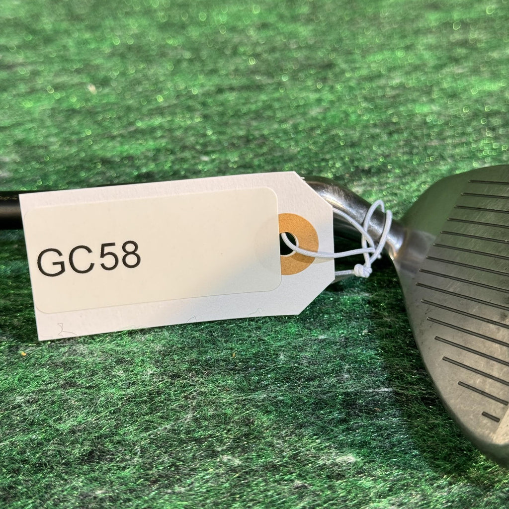 F2 Golf 56 Degree Sand Wedge RH U Flex Face Forward Technology