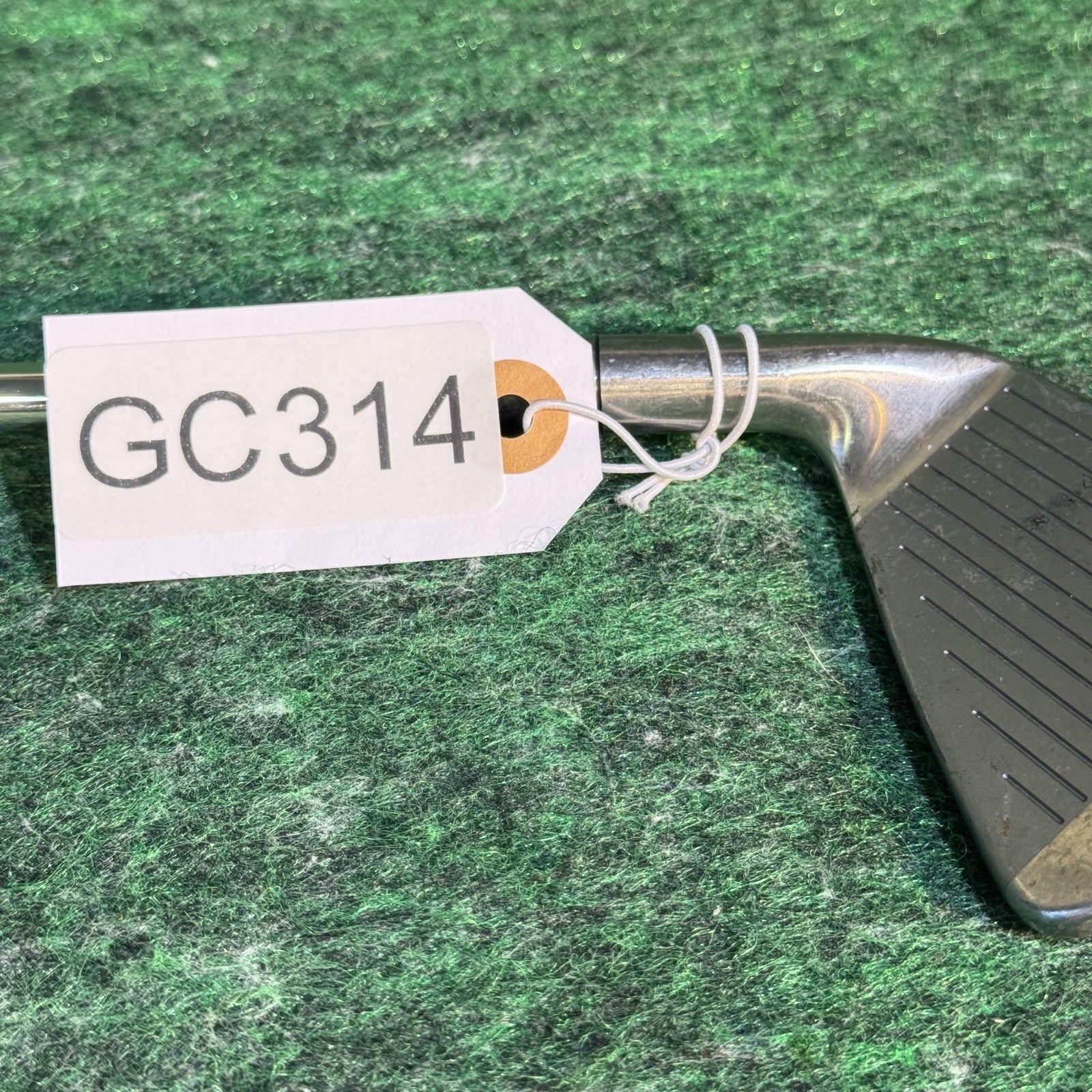 Titleist 735.CM Forged 9 Iron S300 Steel Shaft 37.5 L 60.5 Lie RH Golf Club