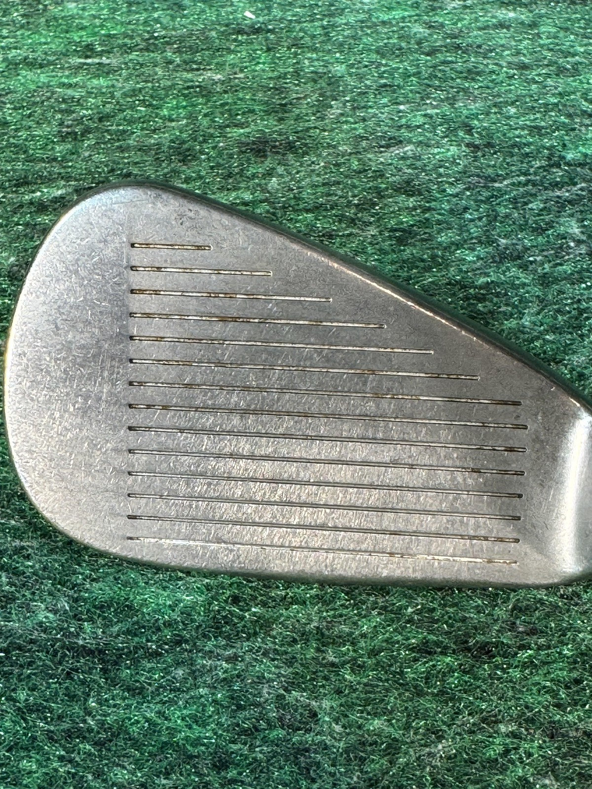 Adams Idea A2 Hybrid Iron Set 6-9 PW Mens Right Aldila 85-R Graphite Golf Clubs