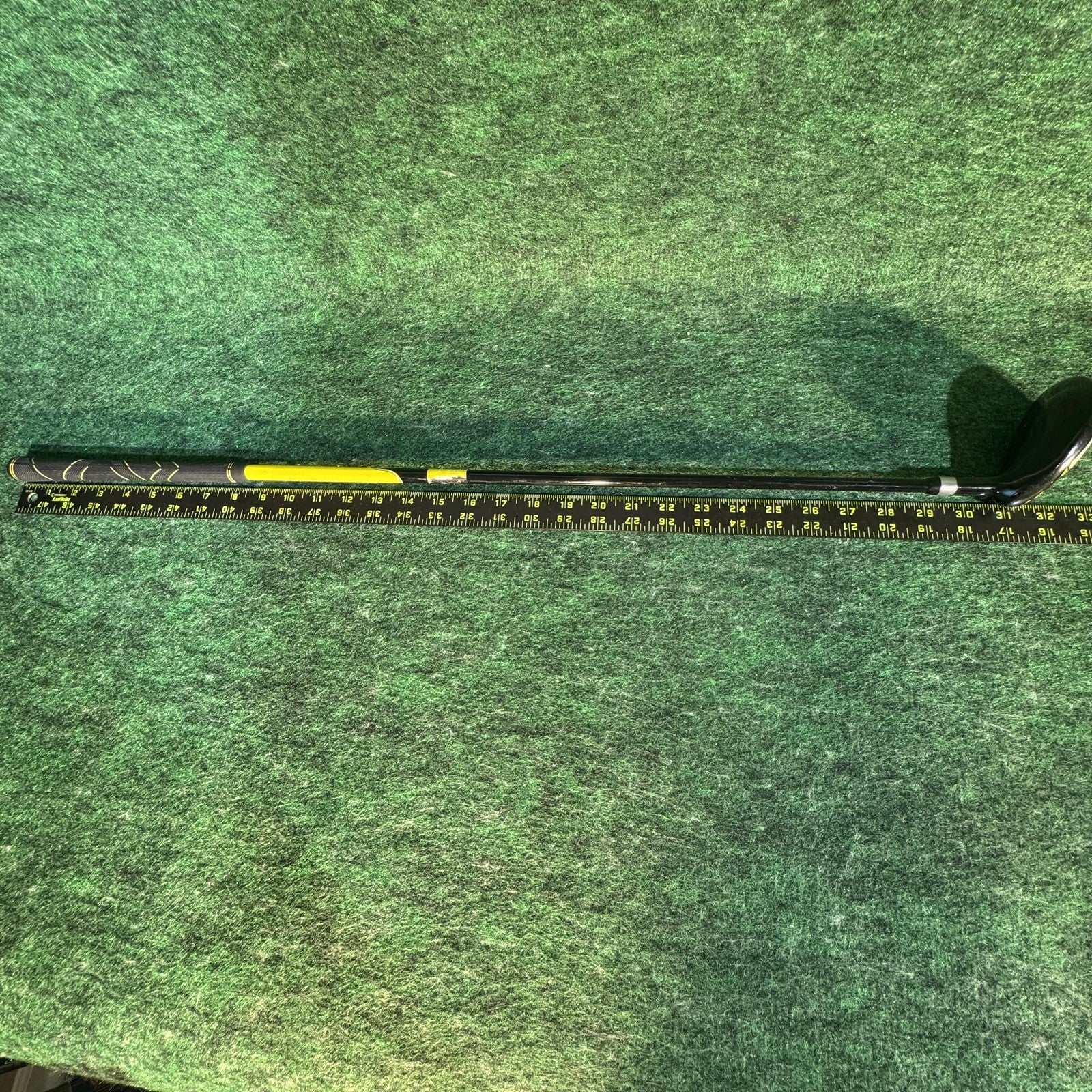 Intech Lancer Hybrid 24° Junior Youth Golf Club PowerFlex Y-Flex Graphite Black