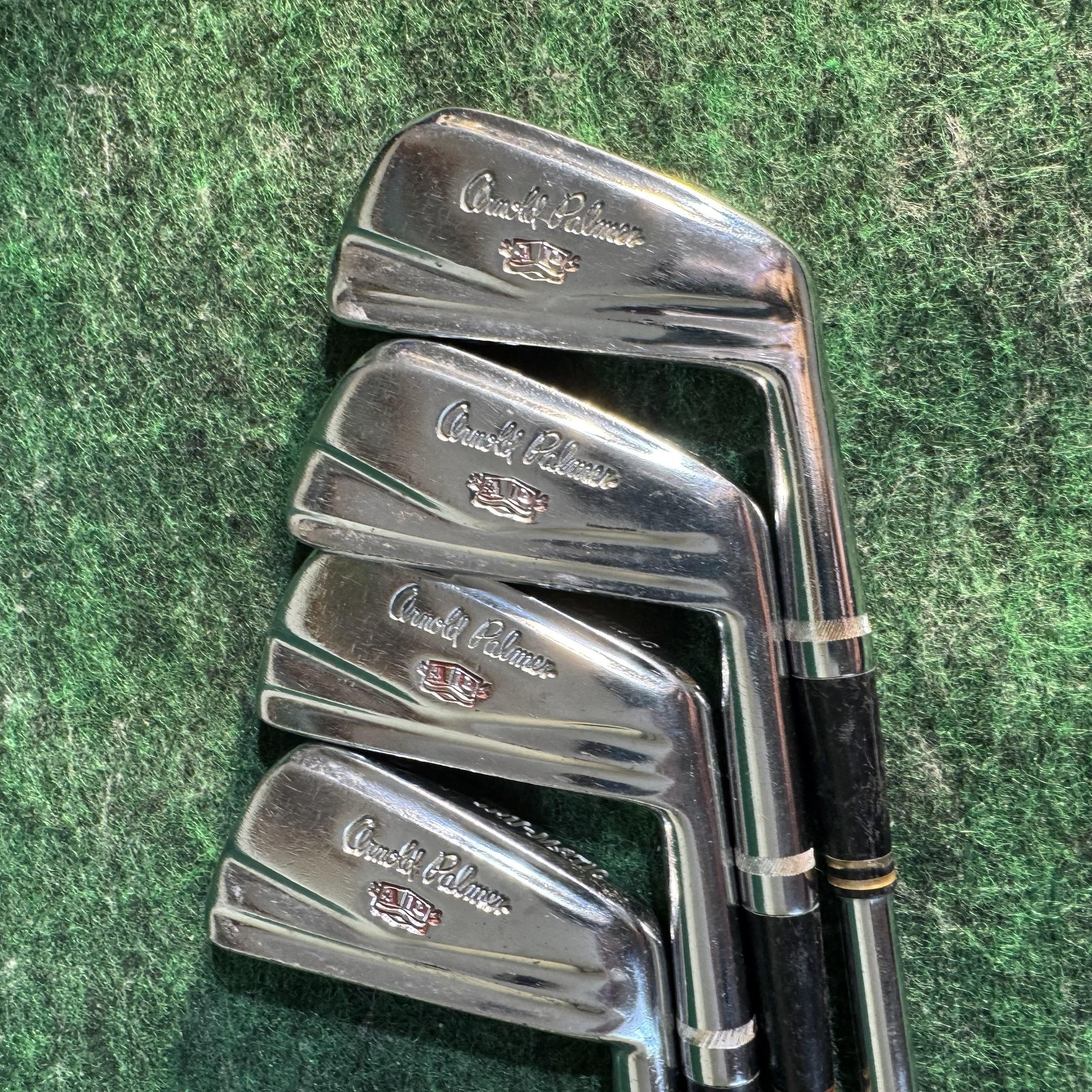 Vintage Arnold Palmer Stay-Fast Iron Set 2-9 W Mens RH R Flex Steel Golf Clubs