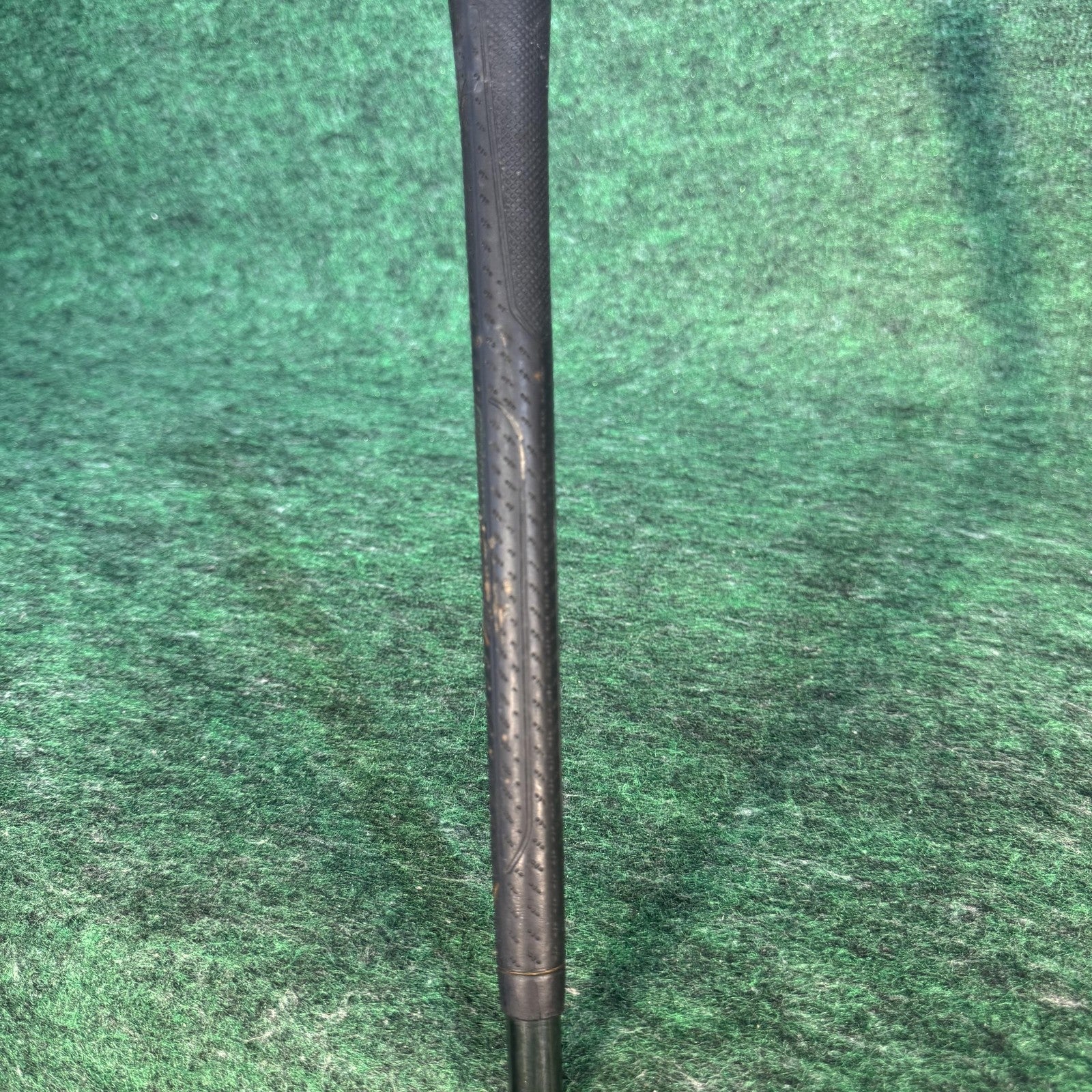 Warrior Tour 3.1 52° Gap Wedge Mens RH Regular Custom Graphite Black Golf Club