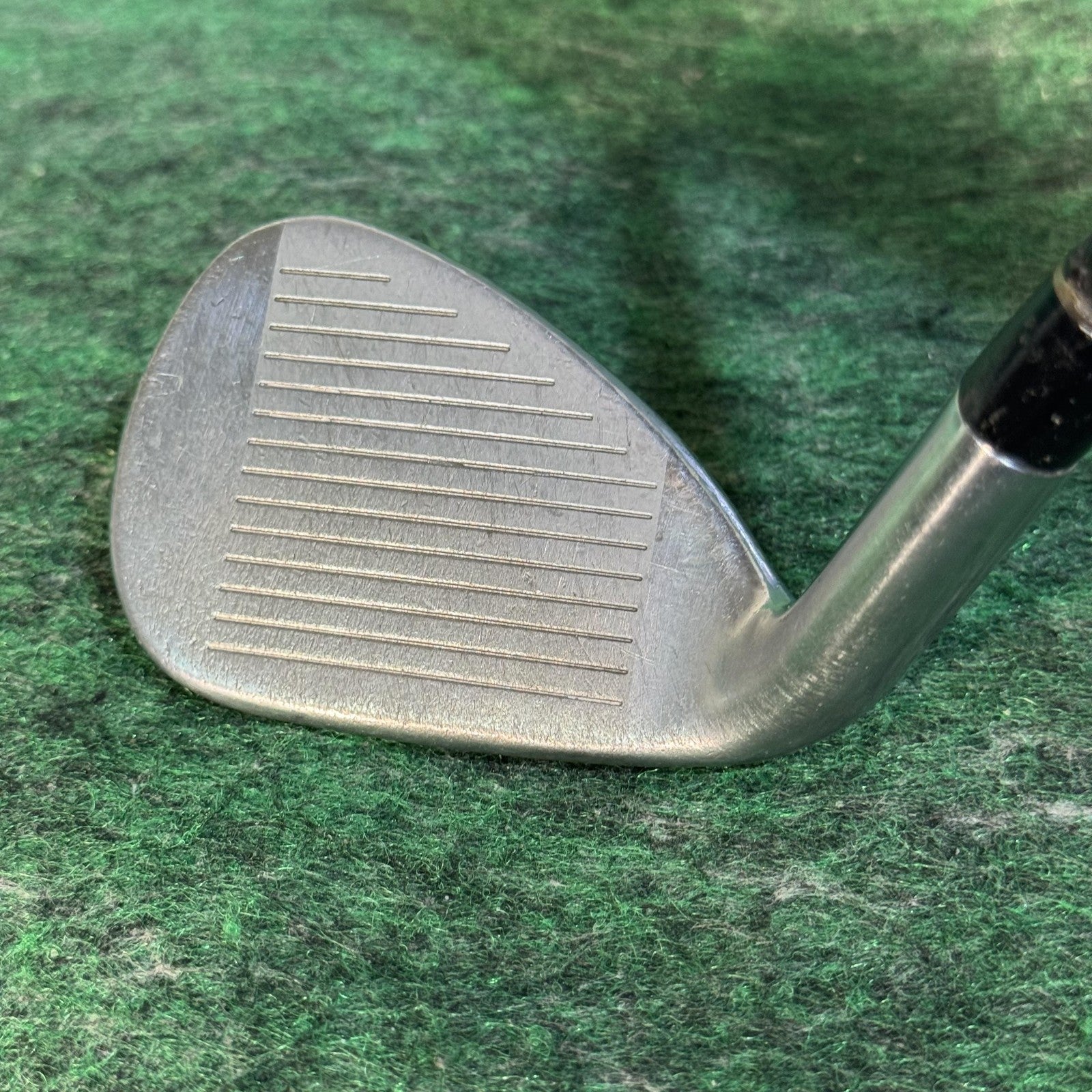 Adams Idea Velocity Slot Tech Sand Wedge Mens RH Regular Graphite Golf Club