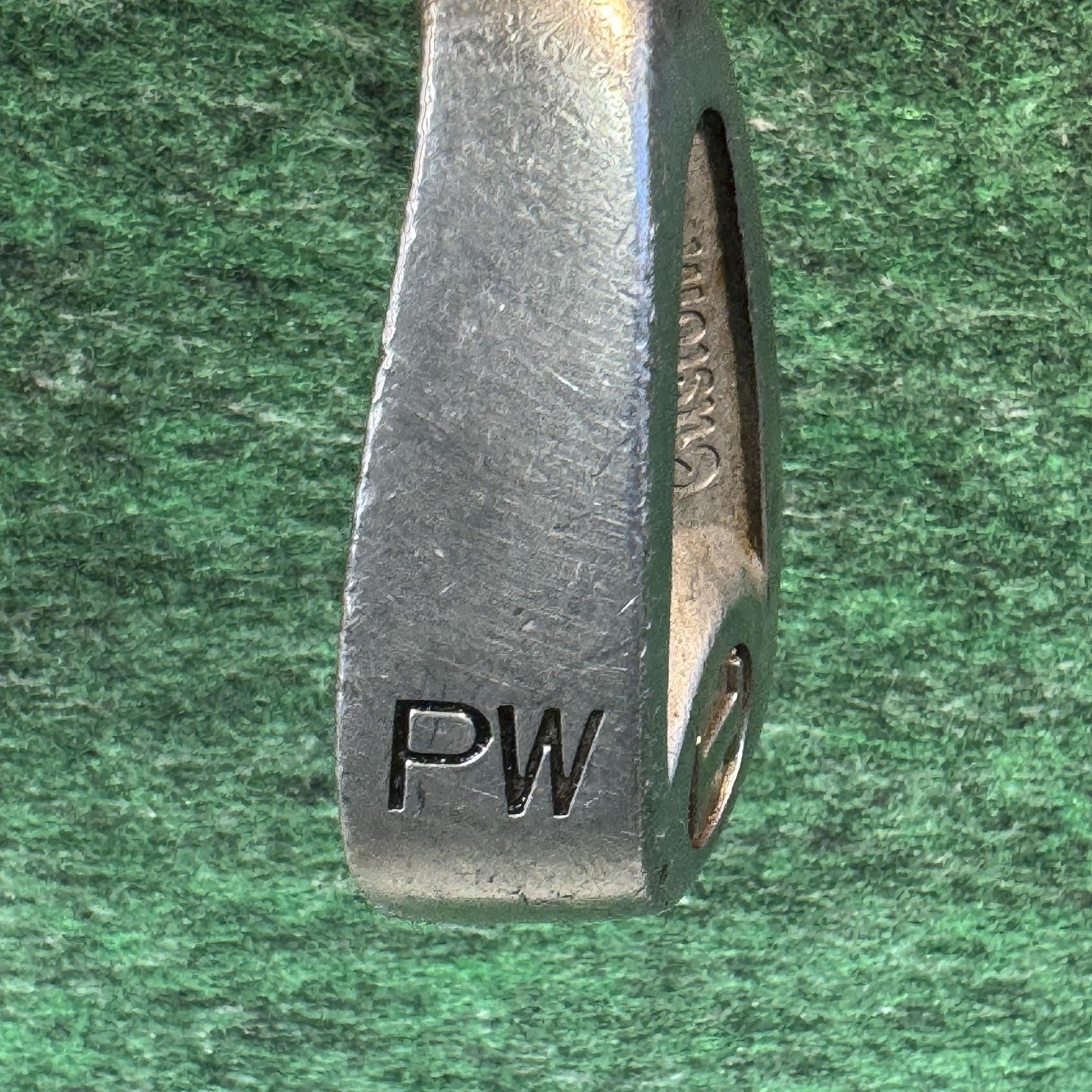 Custom Golf Iron Set 2-9 L PW Right Hand Steel Shaft Mens Champkey Grips Clubs