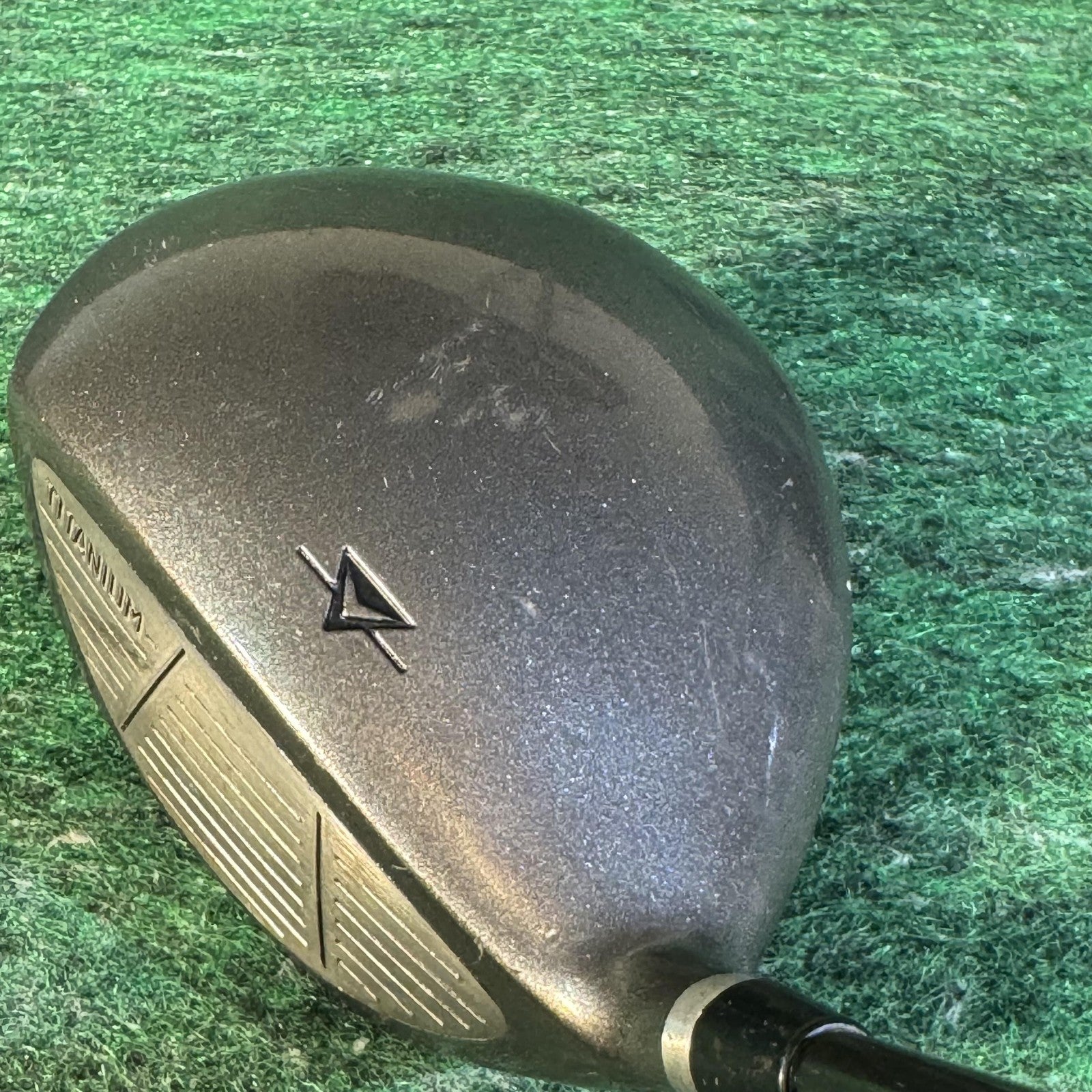Knight Devastator 255cc Driver 10.5 Titanium Graphite Shaft Medium Flex Golf Clu