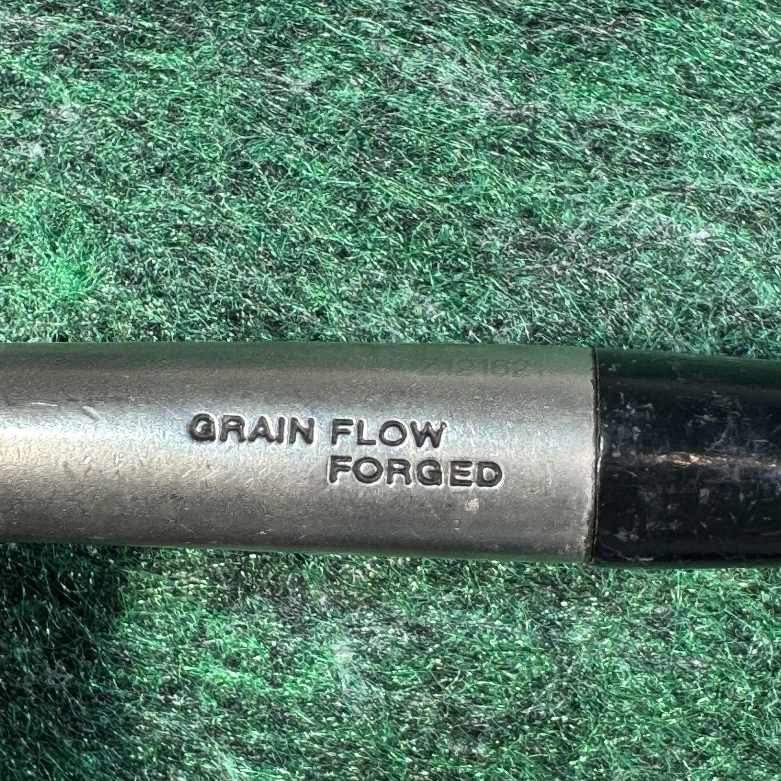 Mizuno MP T Series Black Ni 56-10 Wedge Grain Flow Forged Dynamic Gold Shaft