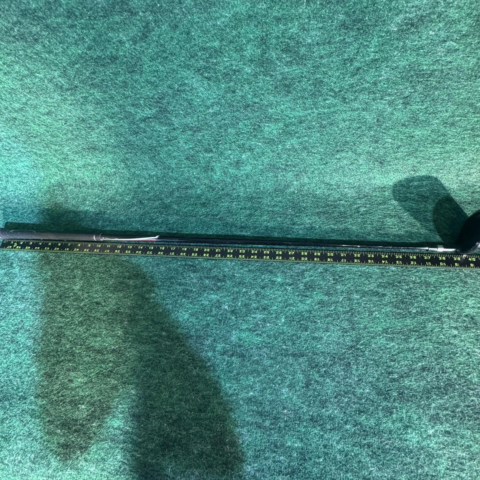 Maxfli Black Max Hybrid 85g R Flex Mid Kick Graphite Mens RH Black Golf Club