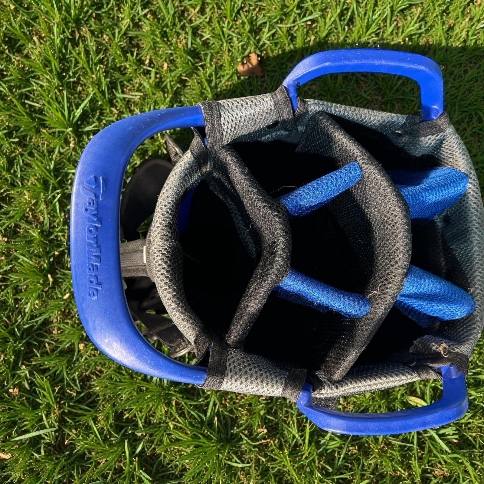 TaylorMade Golf Stand Bag Black Blue 6-Way Divider Dual Strap Mens Large Carry